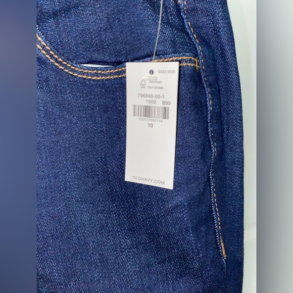 Old Navy High-Waisted Wow Super Skinny Ankle Jeans - Picture 3 of 6